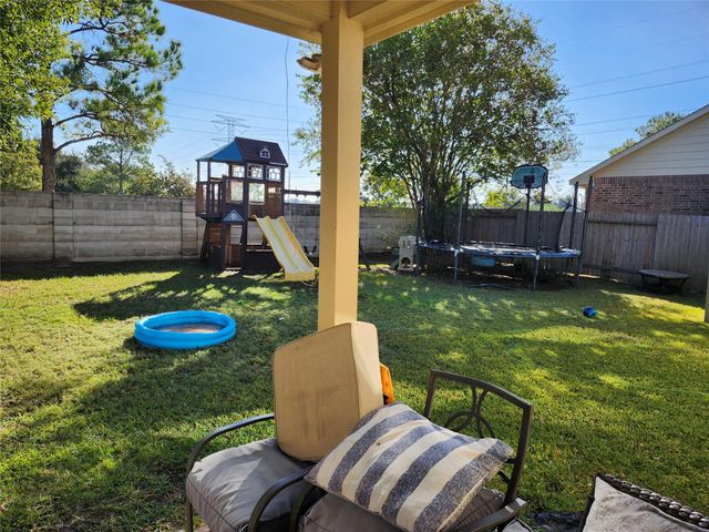 9614 Pine Bank Court, Houston, TX 77095