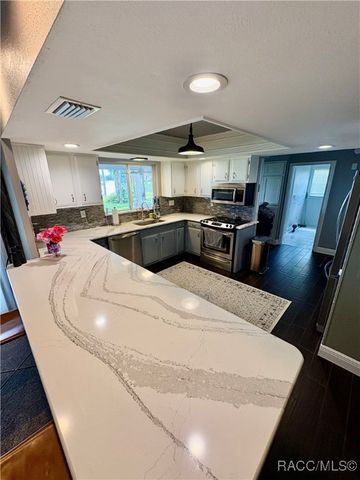 806 Edgewater Drive, Inverness, FL 34453