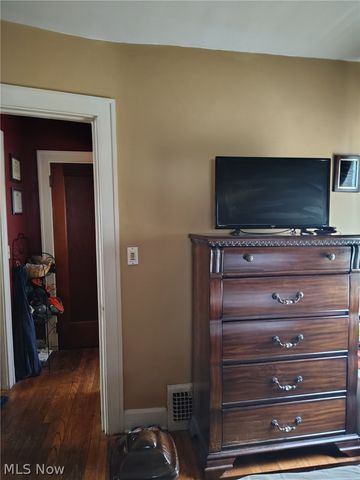 3734 W 128th Street, Cleveland, OH 44111