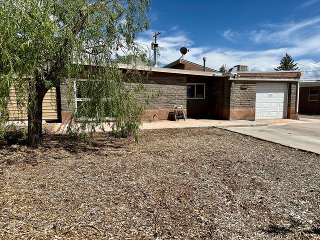 1220 Morris Street NE, Albuquerque, NM 87112