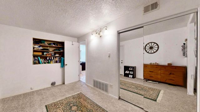 1220 Morris Street NE, Albuquerque, NM 87112