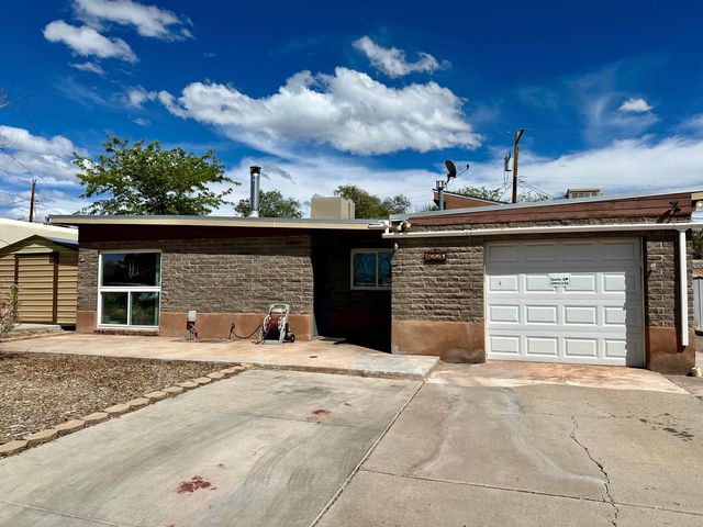 1220 Morris Street NE, Albuquerque, NM 87112