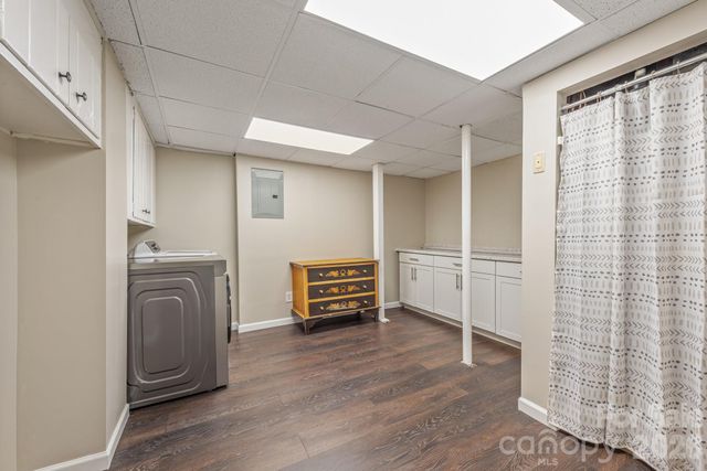 8308 Knights Bridge Road, Charlotte, NC 28210