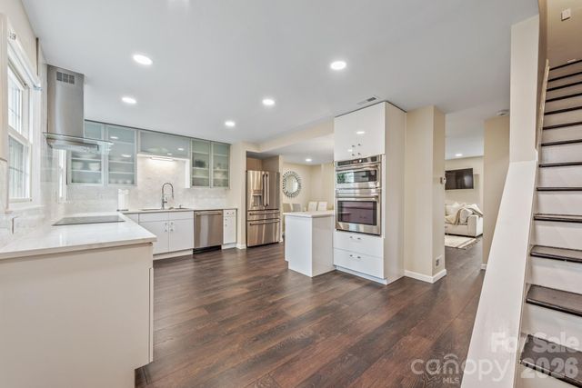 8308 Knights Bridge Road, Charlotte, NC 28210