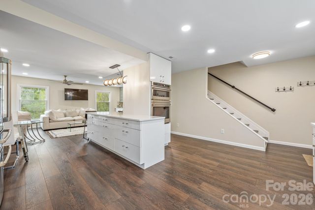 8308 Knights Bridge Road, Charlotte, NC 28210