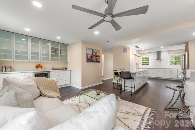 8308 Knights Bridge Road, Charlotte, NC 28210