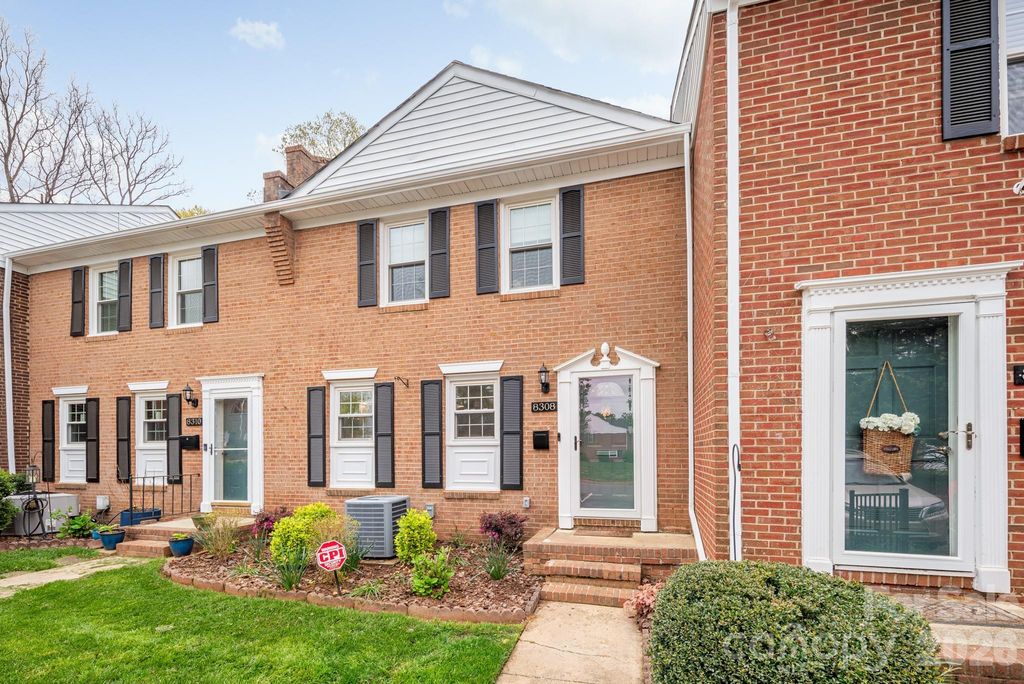 8308 Knights Bridge Road, Charlotte, NC 28210
