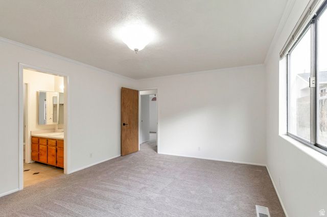 359 E 700 S, Farmington, UT 84025