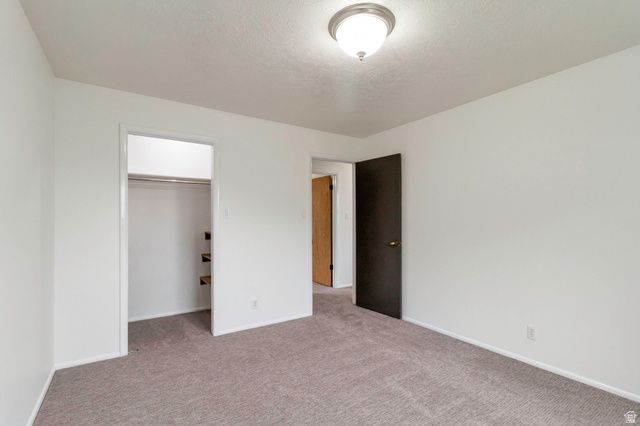 359 E 700 S, Farmington, UT 84025