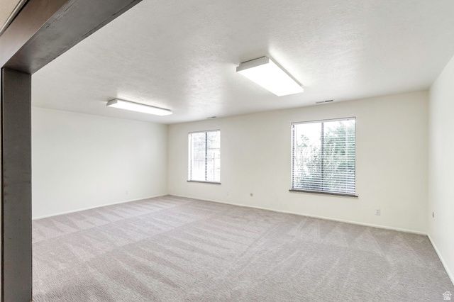 359 E 700 S, Farmington, UT 84025