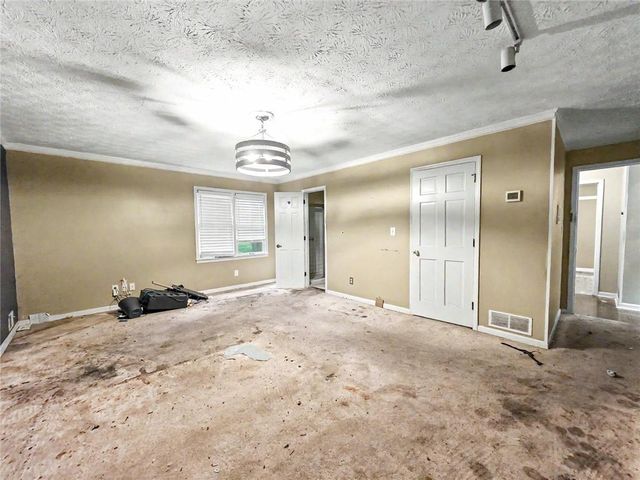 1740 Deer Run Drive SW, Conyers, GA 30094