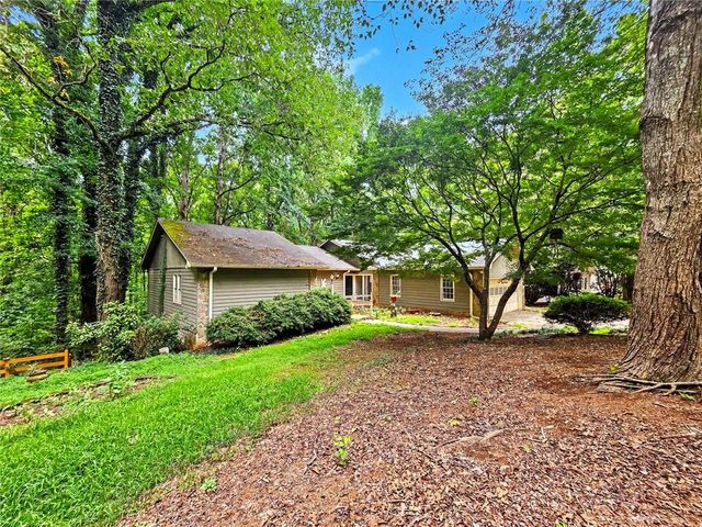 1740 Deer Run Drive SW, Conyers, GA 30094