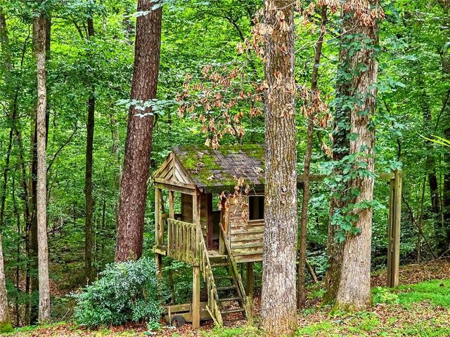 1740 Deer Run Drive SW, Conyers, GA 30094