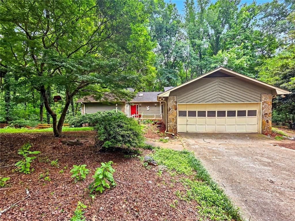 1740 Deer Run Drive SW, Conyers, GA 30094