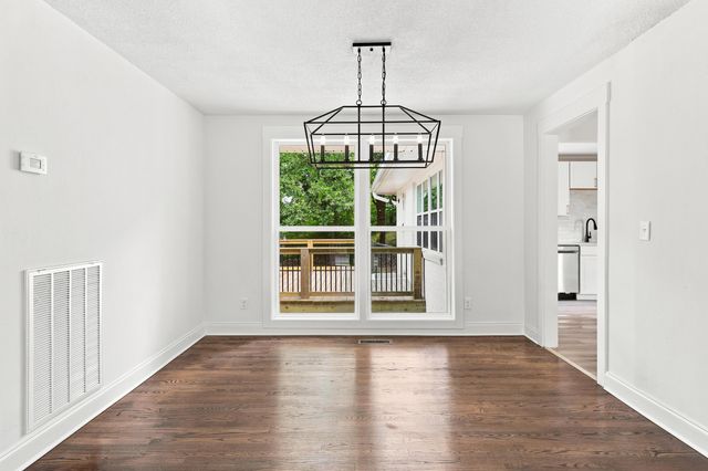 842 Brookfield Avenue, Chattanooga, TN 37412