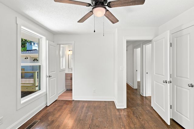 842 Brookfield Avenue, Chattanooga, TN 37412