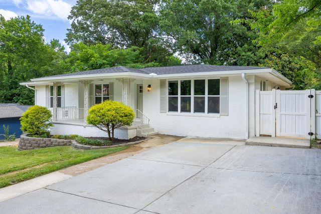 842 Brookfield Avenue, Chattanooga, TN 37412