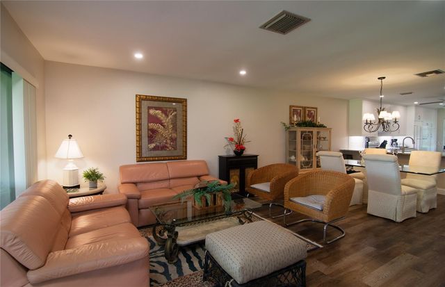 5635 GOLF POINTE DRIVE 101, Sarasota, FL 34243