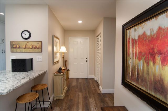 5635 GOLF POINTE DRIVE 101, Sarasota, FL 34243