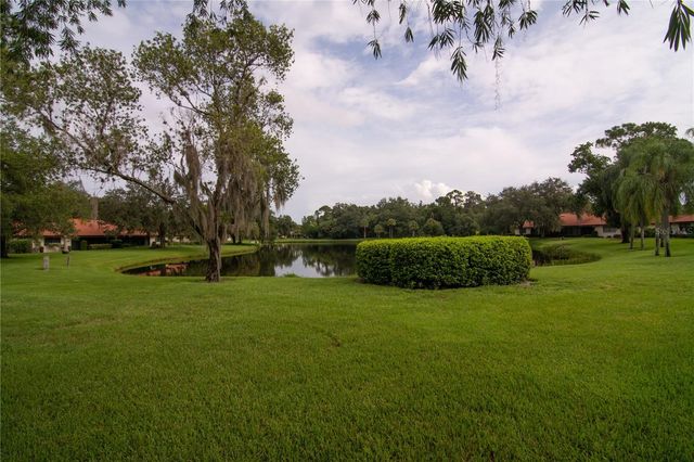 5635 GOLF POINTE DRIVE 101, Sarasota, FL 34243