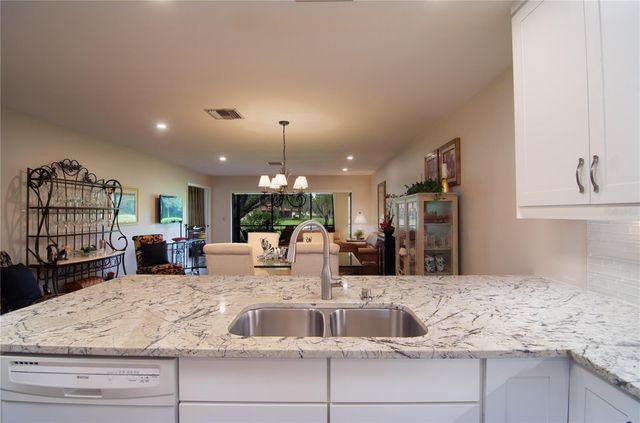 5635 GOLF POINTE DRIVE 101, Sarasota, FL 34243