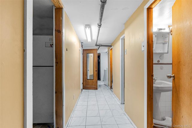 205-13 114th Drive, Saint Albans, NY 11412