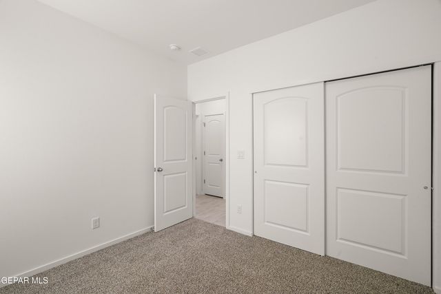 13833 Summer Wave Avenue, El Paso, TX 79928