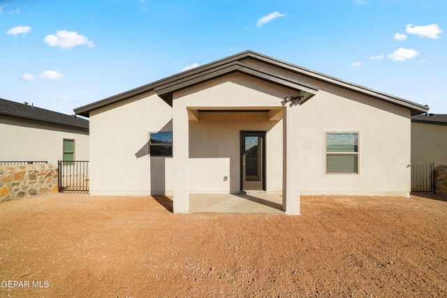 13833 Summer Wave Avenue, El Paso, TX 79928
