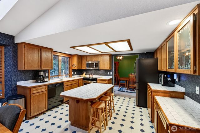 6412 45th Street W, University Place, WA 98466