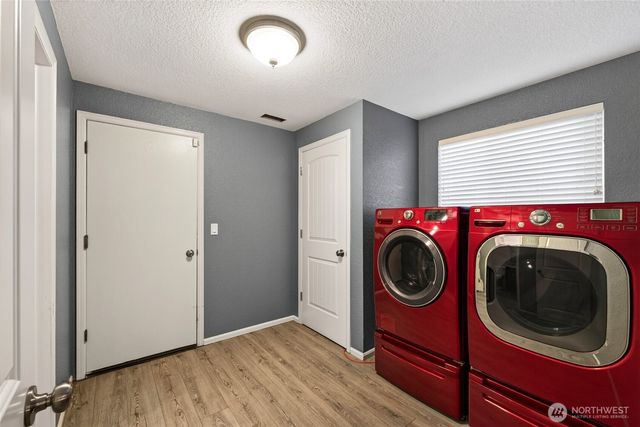 6412 45th Street W, University Place, WA 98466