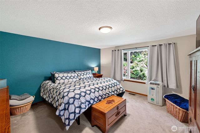 6412 45th Street W, University Place, WA 98466