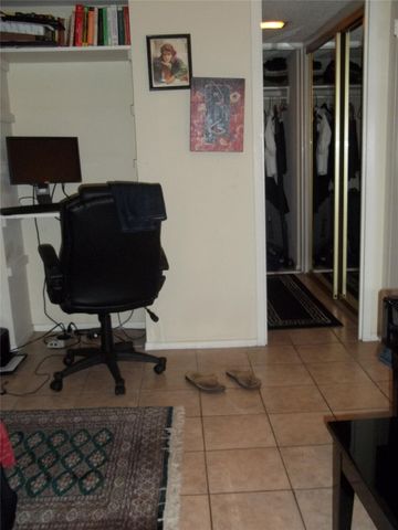 1800 Lavaca ST 416, Austin, TX 78701