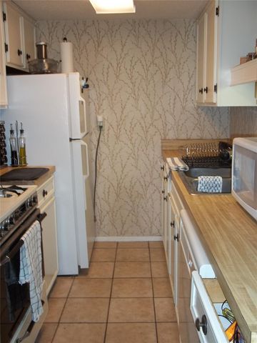 1800 Lavaca ST 416, Austin, TX 78701