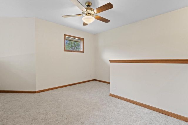 W361S4901 Wildflower COURT, Dousman, WI 53118