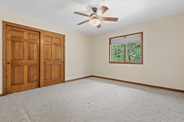 W361S4901 Wildflower COURT, Dousman, WI 53118