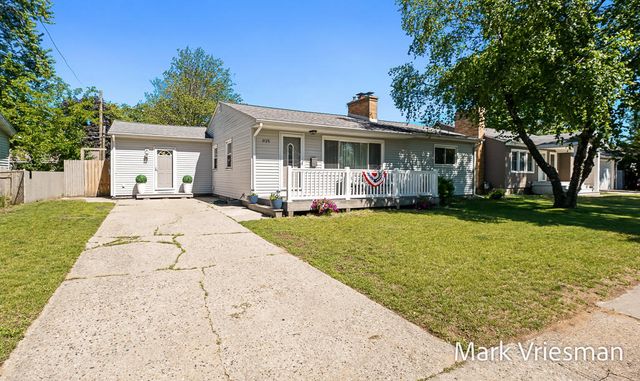 3125 Coolidge Road, Roosevelt Park City, MI 49441