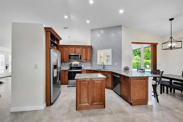 4910 NW 104th Avenue, Coral Springs, FL 33076