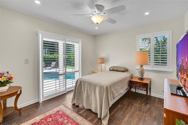 4910 NW 104th Avenue, Coral Springs, FL 33076