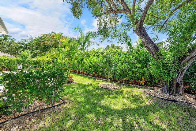 4910 NW 104th Avenue, Coral Springs, FL 33076