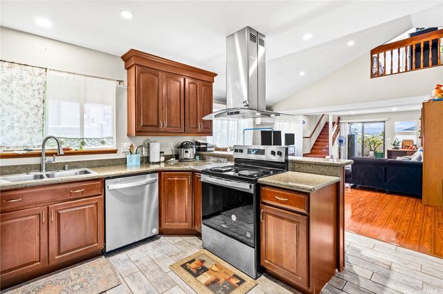 94-488 Ahaula Street, Mililani, HI 96789