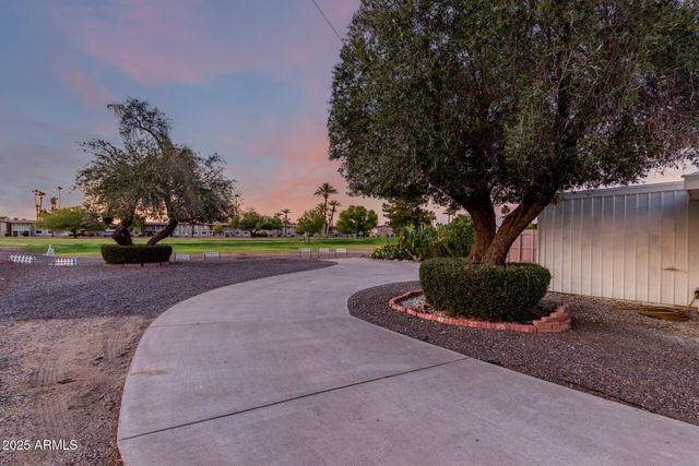 10516 W Peoria Avenue, Sun City, AZ 85351