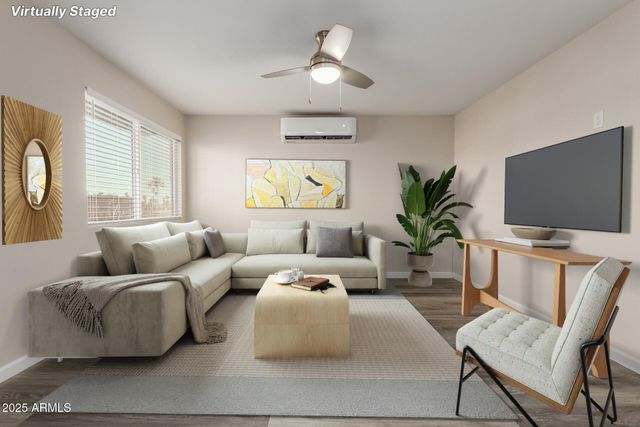 10516 W Peoria Avenue, Sun City, AZ 85351