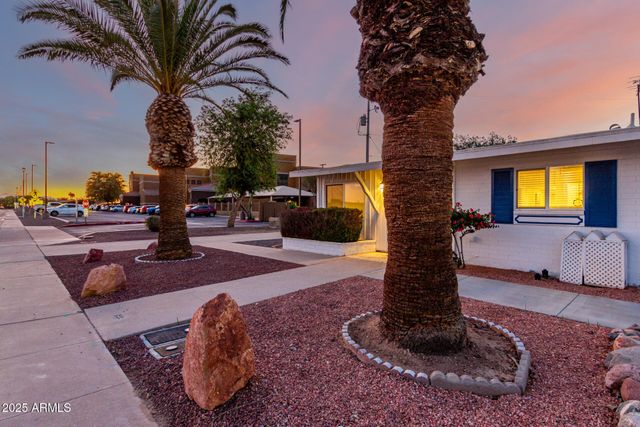 10516 W Peoria Avenue, Sun City, AZ 85351