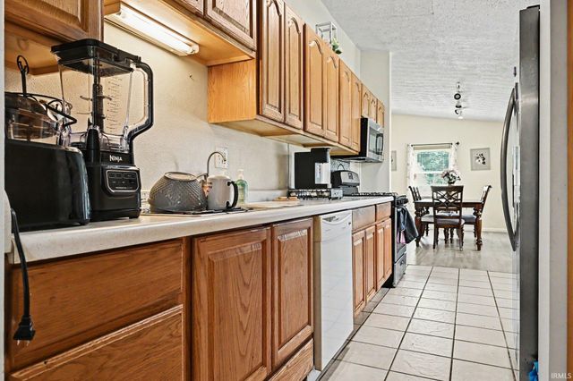 27741 A Court, Elkhart, IN 46514