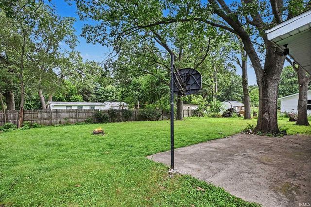 27741 A Court, Elkhart, IN 46514