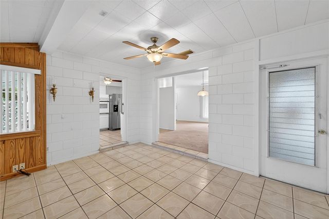 1204 HACIENDA DRIVE, Sun City Center, FL 33573