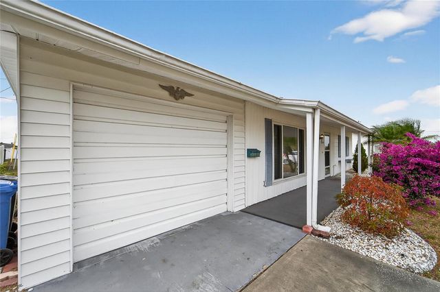 1204 HACIENDA DRIVE, Sun City Center, FL 33573