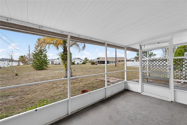 1204 HACIENDA DRIVE, Sun City Center, FL 33573