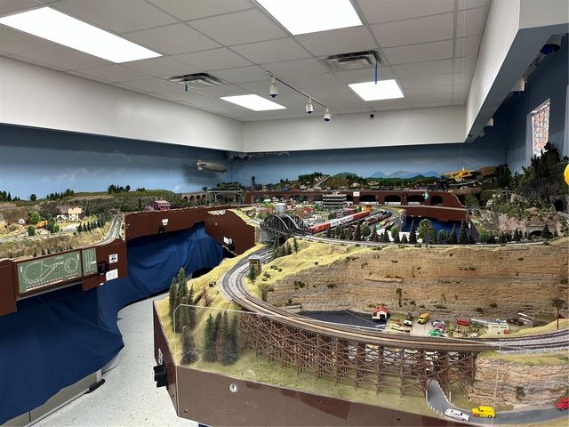 1204 HACIENDA DRIVE, Sun City Center, FL 33573