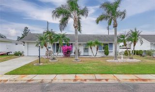 1204 HACIENDA DRIVE, Sun City Center, FL 33573